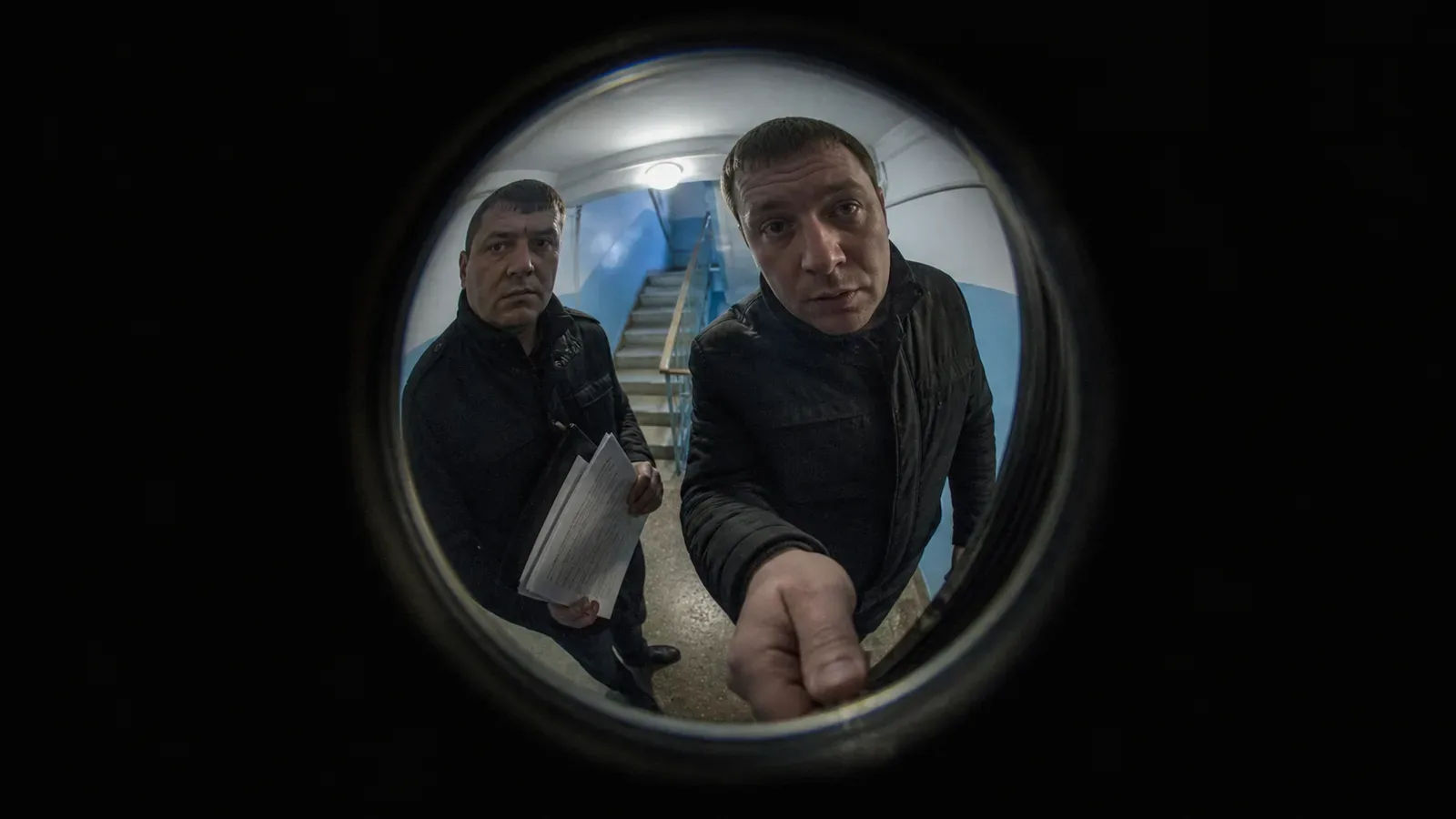 Через сколько дней МФО передают долг коллекторам: реальные сроки